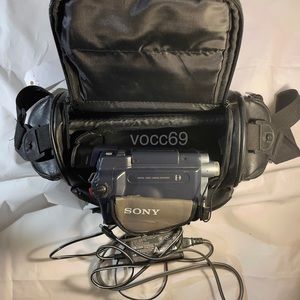 Sony DCR-TRV250 Digital8 Camcorder with 2.5" LCD, USB Streaming.  Silver.